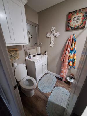 Chloes Cleaning & Laundry Services