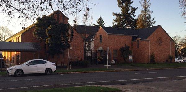 Episcopal Parish-St Mary's