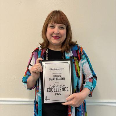 Dallas Piano Academy has received the Award of Excellence presented by Music Academy Success! Out of over 300 music schools across the U.S.
