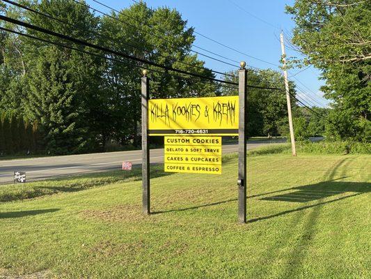 Outdoor Road Signage