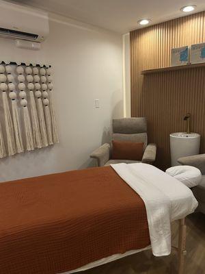 You Can Find Me !@Scape Maui. Elevated Wellness. Local Soul