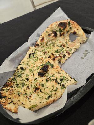 Garlic naan
