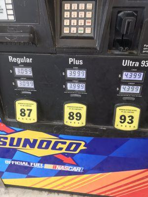 Monday 6/5/23 GREAT PRICE FOR REG GAS $3.09:-)