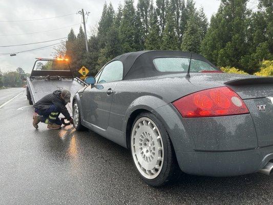 Stranded? Don't worry! 316 Towing and Road Services is here for you, no matter the weather. Rain or shine, we're just a call a call away