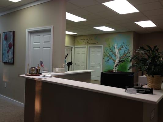 Brian Hymowitz, DC - Floral Vale Chiropractic