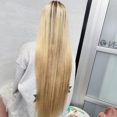 502 Little Shop of Hairdo's