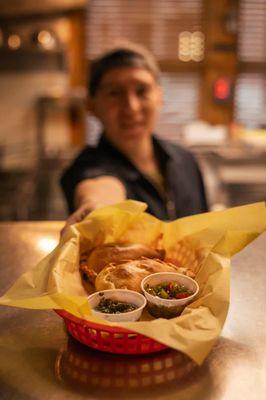 Los Andes Restaurant & Cafe