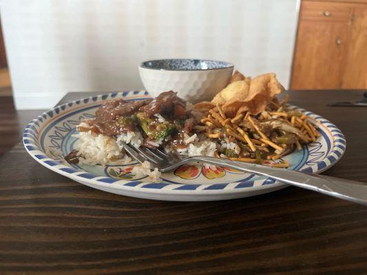Beef n Broccoli Chicken Chow Mein