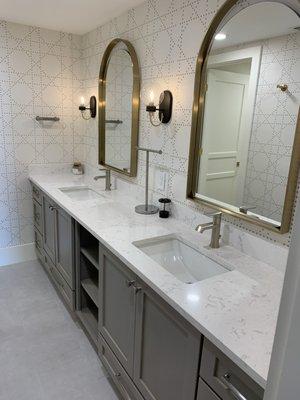 Bathroom Vanity Cleaned to Perfection
