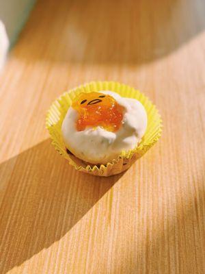 Gudetama "Eggcellent" Cream Puff