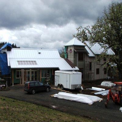 McKenzie Roofing Inc