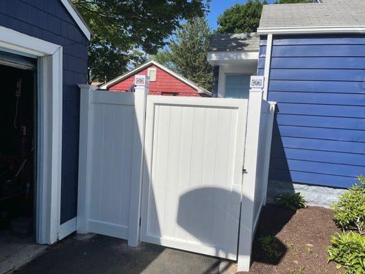 Professional World Fence