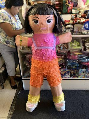 Las Pinatas Party Supply