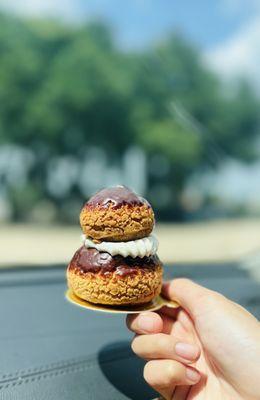 Chocolate Religieuse