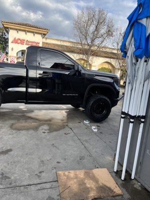 Los Primos Tires And Auto Repair