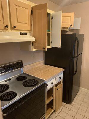 Quantas Paints & Coverings