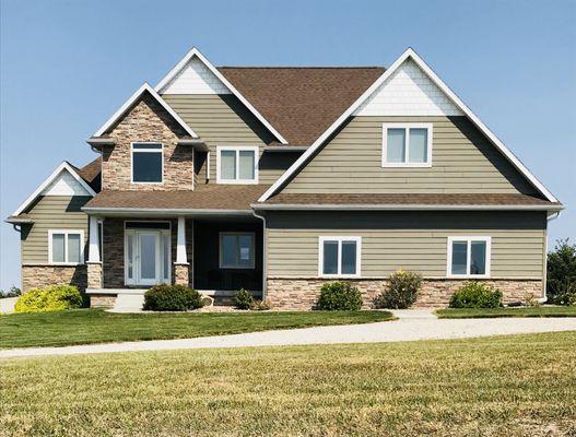 Brandon Yaw - Berkshire Hathaway Premier Real Estate