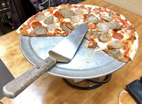 Macellaio Pizza 12" pie