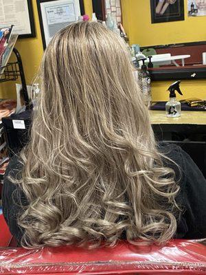 Marisa's Beauty Salon & Barber Shop