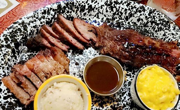 Lucille's Smokehouse Bar-B-Que