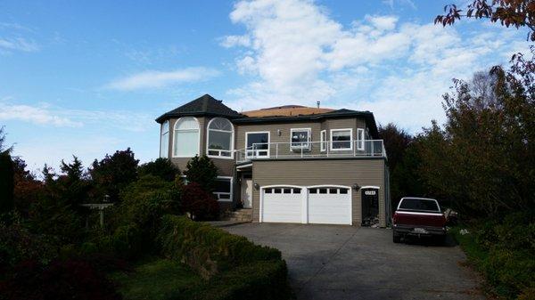 New roof, and leaking siding fix