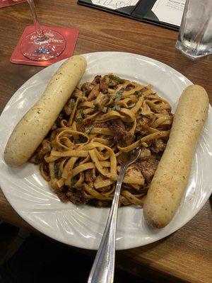 Reelwood Sports Bar and Grill