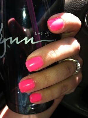 Gel nails, manicures, pedicures and mobile service to your home. Reasonable prices and outstanding odor free products that are m