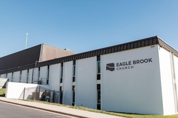 Eagle Brook Church in Maplewood, MN