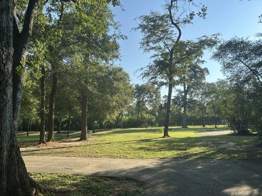 East Shadowlake Pocket Park