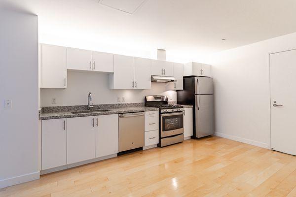 333 Fremont Apartments