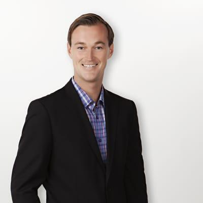 Chris Cumming -Villa Real Estate