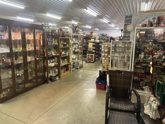 Anthony Drive Antiques & Flea Market