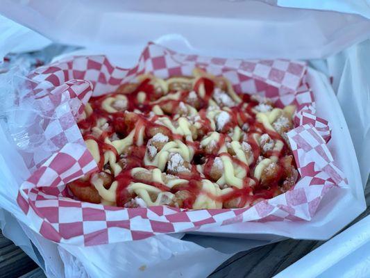 Strawberry cheese funnel cake