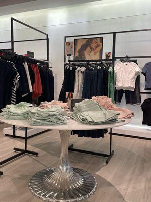 White House Black Market