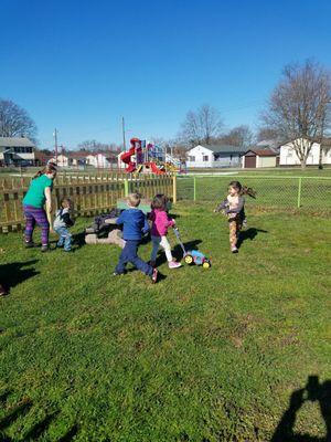 Lil Lambs Early Learning Center