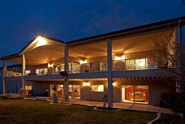 Moira Shea - Re/Max Professionals