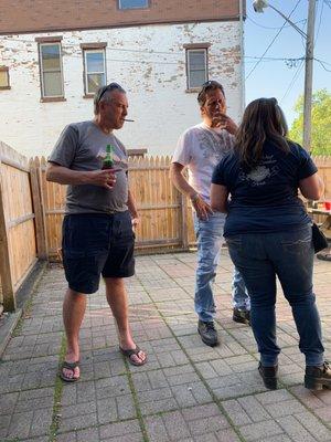 Uncle Dave's Upper Deck