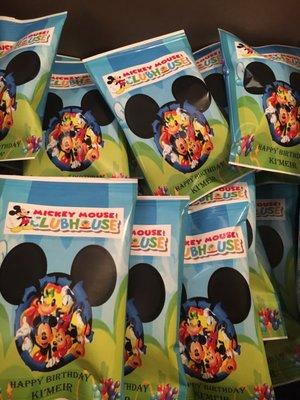 Custom chip bags, yes there's real potato chips inside this bag. #themeparty