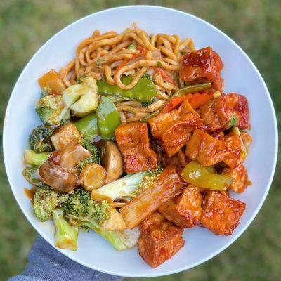 Mixed veggie, veggie lo mein, Szechuan tofu