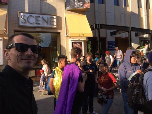 Scene Universal Center Dr