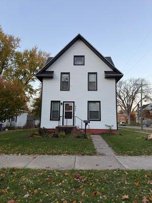 ROYAL VINYL SIDING INSTALLATION