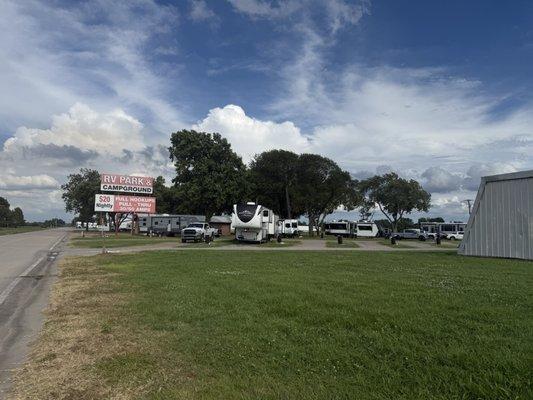 Boomland RV Park and Campground