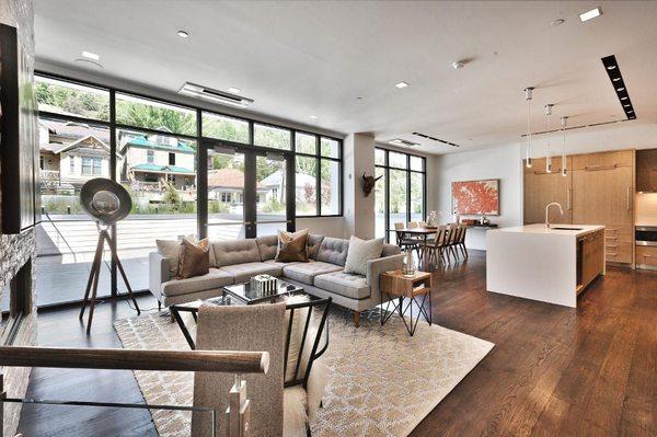 Parkite - Contemporary condos on Main Street
