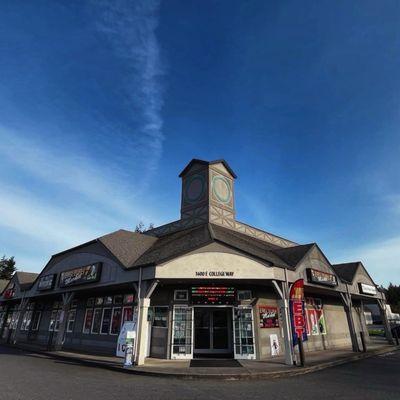 Outside of Eagleway Market