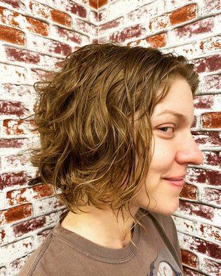 Layered Bob on wavy