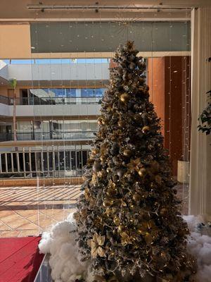 The front Christmas tree