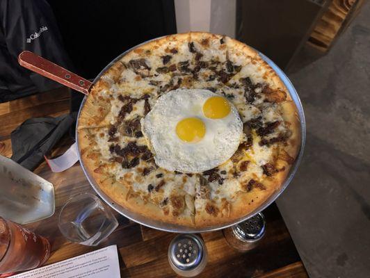 Mop-Up Pizza (play on Carbonara Pasta) I love sweet+tangy pizza with mushrooms, but the two together, feeling adventurous?!