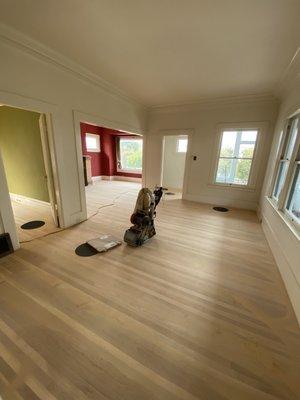 After sanding. Looks good.