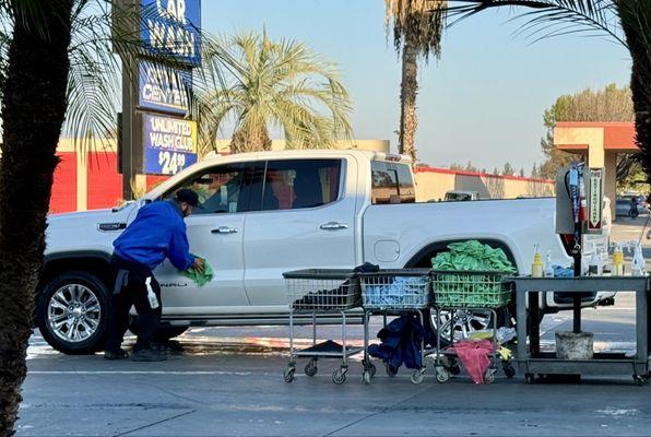 Sparkling Image Car Wash