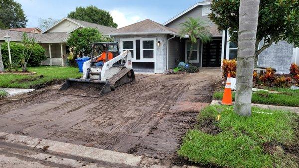 A and A Tractor Service